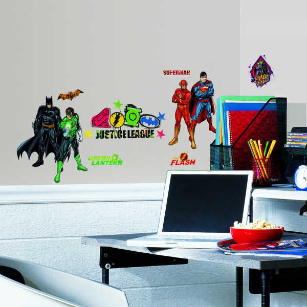 JUSTICE LEAGUE PEEL &amp; STICK WALL DECALS