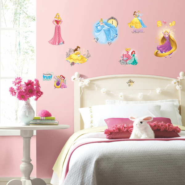 DISNEY PRINCESS FRIENDSHIP ADVENTURES PEEL AND STICK WALL DECALS